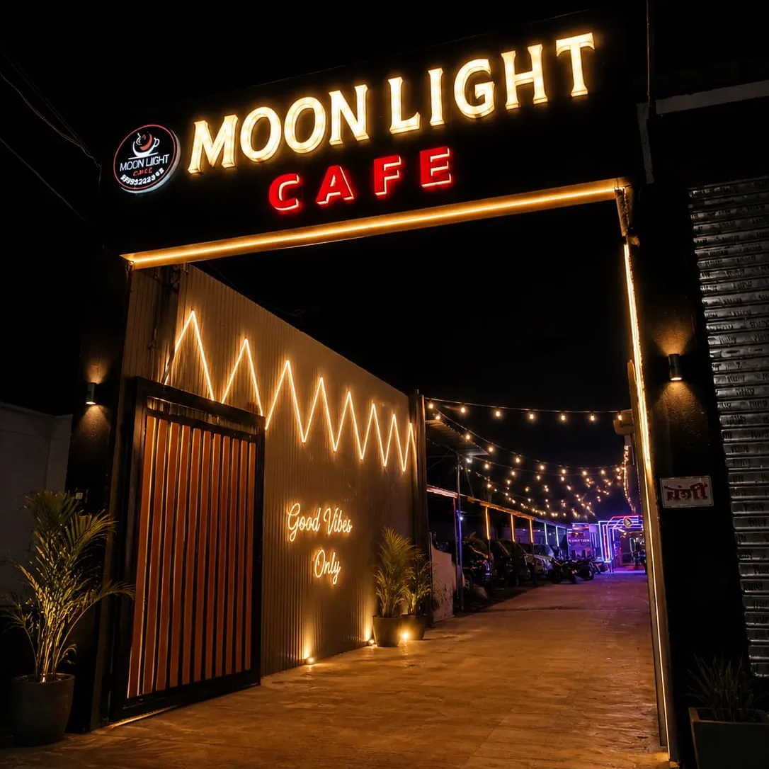 Moonlight Cafe